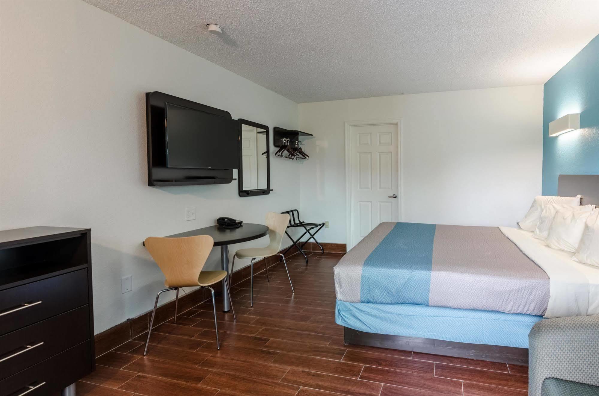 Motel 6-Lexington, Va エクステリア 写真