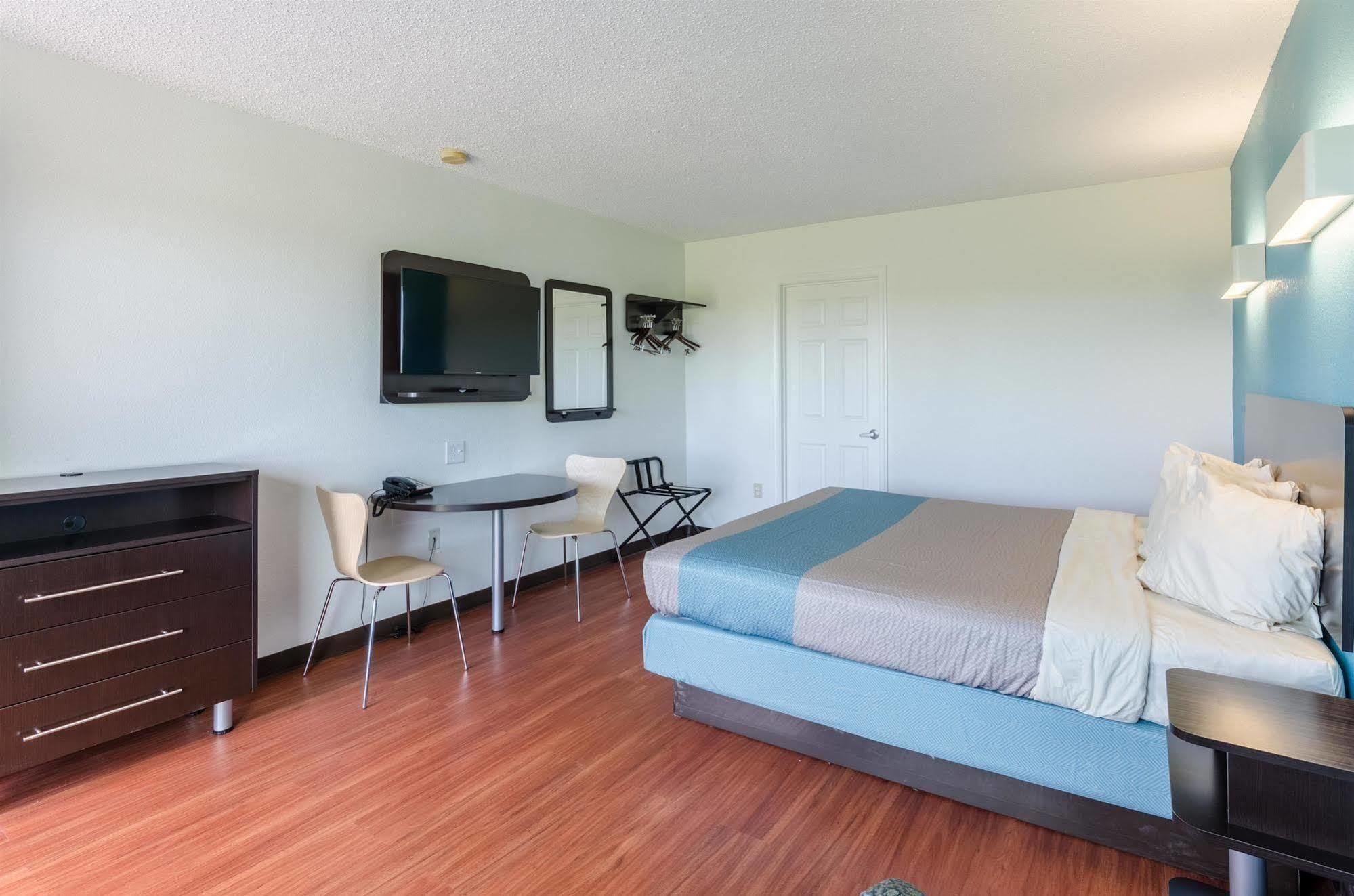 Motel 6-Lexington, Va エクステリア 写真